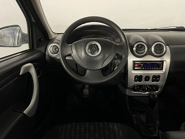 Renault Logan, 2013г, передний привод, механика