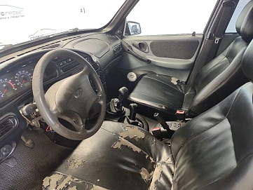 Chevrolet Niva, 2004г, передний привод, механика