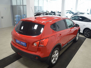 Nissan Qashqai, 2008г, передний привод, механика
