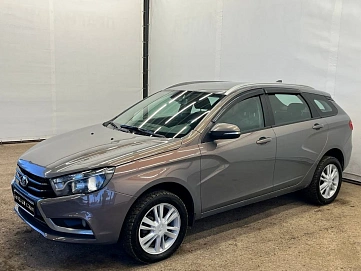 Lada (ВАЗ) Vesta, 2019г, передний привод, механика