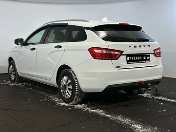 Lada (ВАЗ) Vesta, 2019г, передний привод, механика