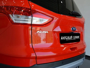 Ford Kuga, 2014г, передний привод, автомат
