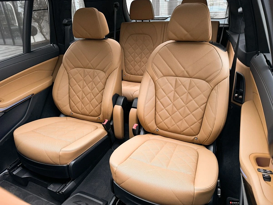 BMW X7, 2025г., полный привод, автомат