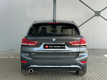 BMW X1, 2021г., передний привод, робот