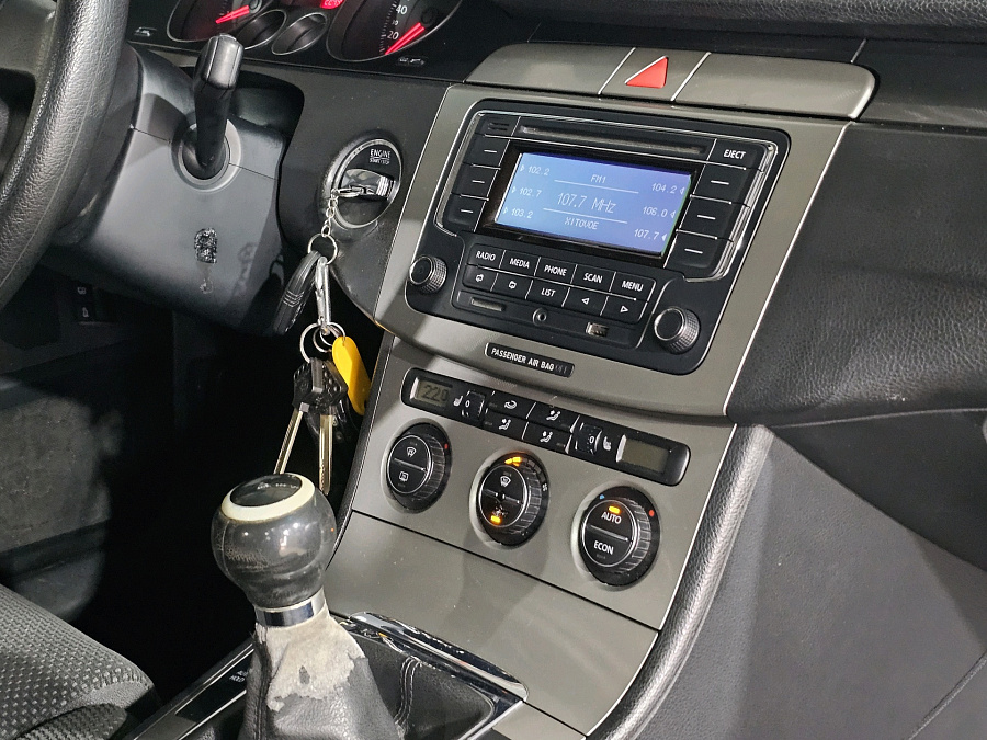 Volkswagen Passat, 2007г., полный привод, механика