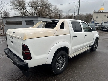 Toyota Hilux, 2012г, полный привод, автомат