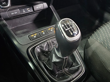 Kia Rio, 2019г, передний привод, механика