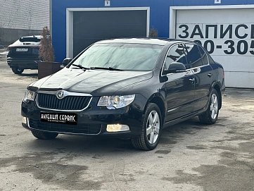 Skoda Superb, 2011г, передний привод, робот