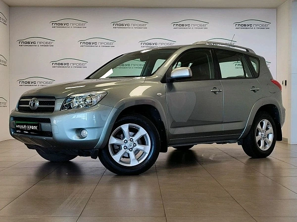 Toyota RAV4, 2008г., передний привод, автомат