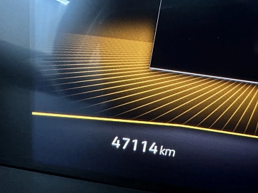 Volkswagen Lavida, 2022г, передний привод, робот