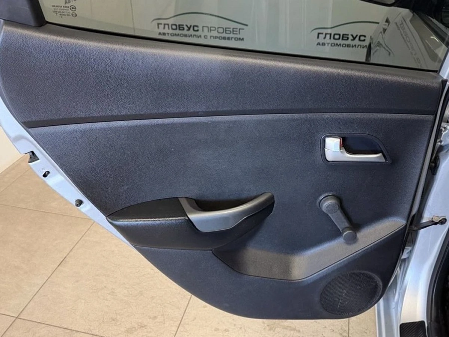 Kia Rio, 2013г., передний привод, автомат