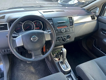 Nissan Tiida, 2012г, передний привод, автомат