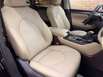 Toyota Highlander, 2025г, полный привод, автомат