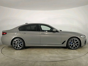 BMW 5 серии, 2020г., полный привод, автомат