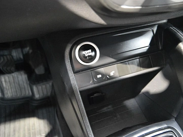 Renault Kaptur, 2021г, передний привод, механика