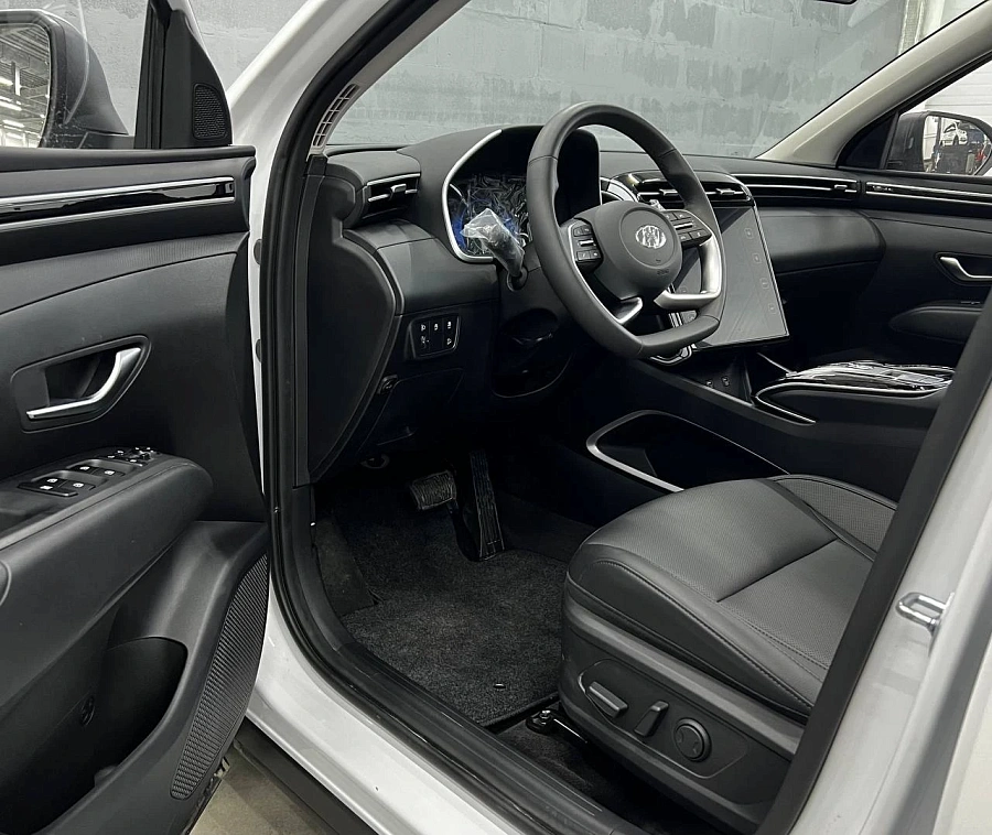 Hyundai Tucson, 2024г., передний привод, автомат