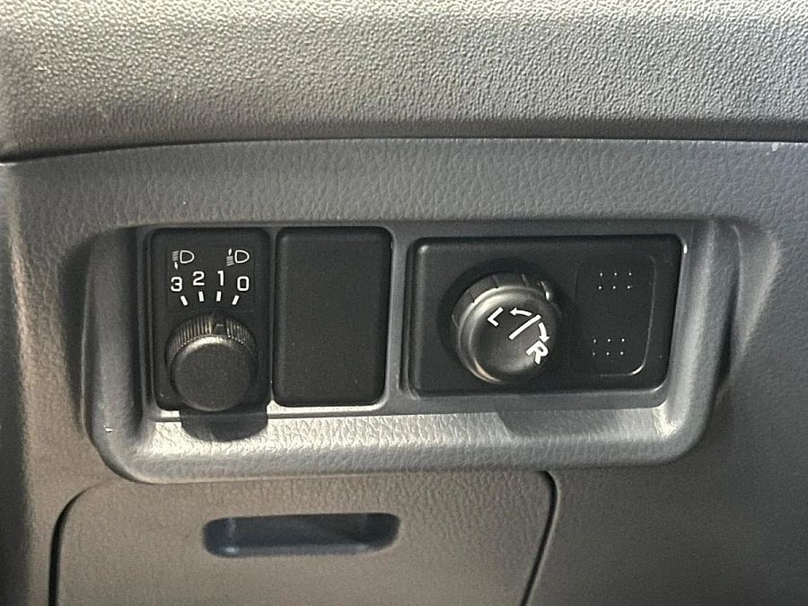 Nissan Primera, 2005г., передний привод, механика