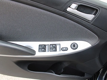 Hyundai Solaris, 2012г, передний привод, механика