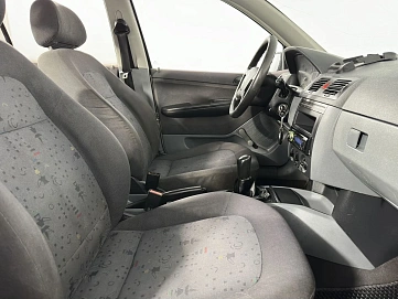 Skoda Fabia, 2002г, передний привод, механика