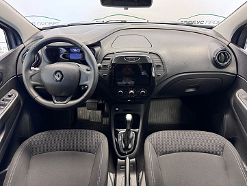 Renault Kaptur, 2019г, передний привод, автомат