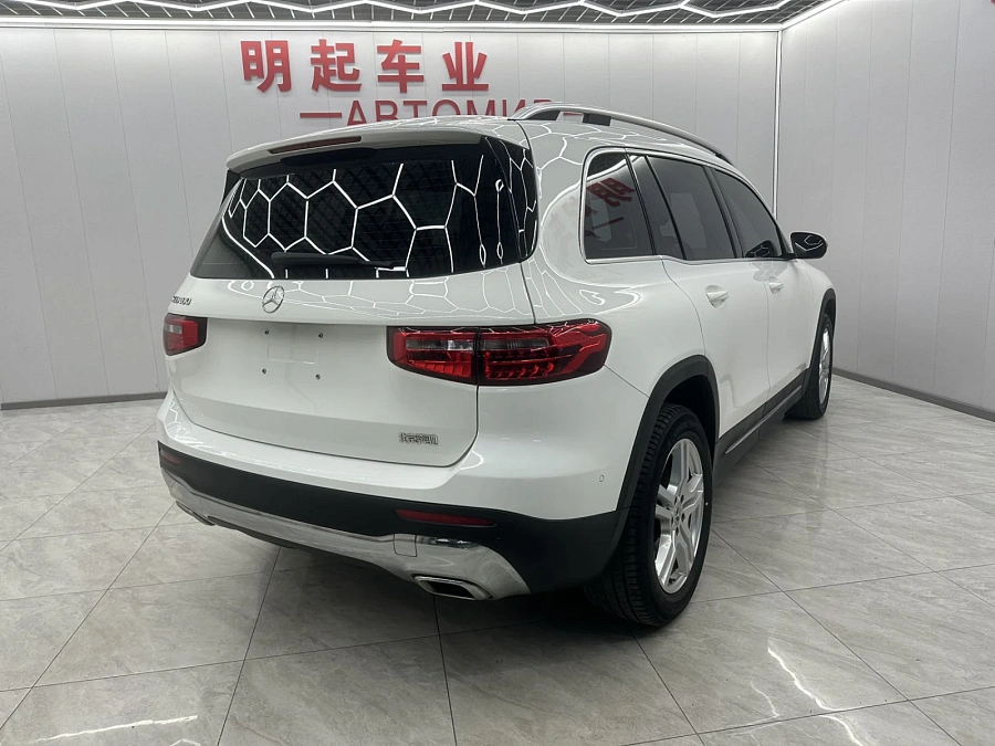 Mercedes-Benz GLB, 2021г., передний привод, робот