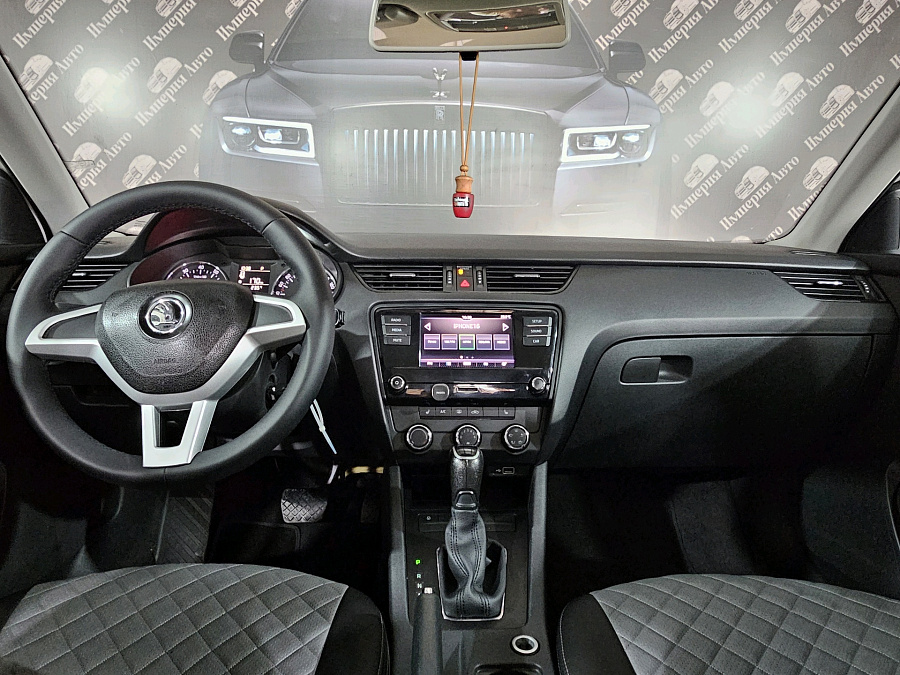 Skoda Octavia, 2018г., передний привод, автомат