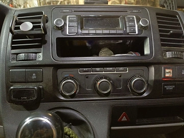 Volkswagen Caravelle, 2012г, полный привод, механика