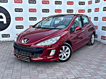 Peugeot 308, 2008г, передний привод, автомат