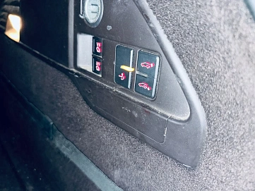 Volkswagen Touareg, 2011г, полный привод, автомат