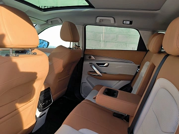 JETOUR X70 PLUS, 2025г, передний привод, робот