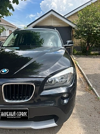 BMW X1, 2011г, задний привод, автомат