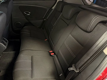 Renault Megane, 2013г, передний привод, механика