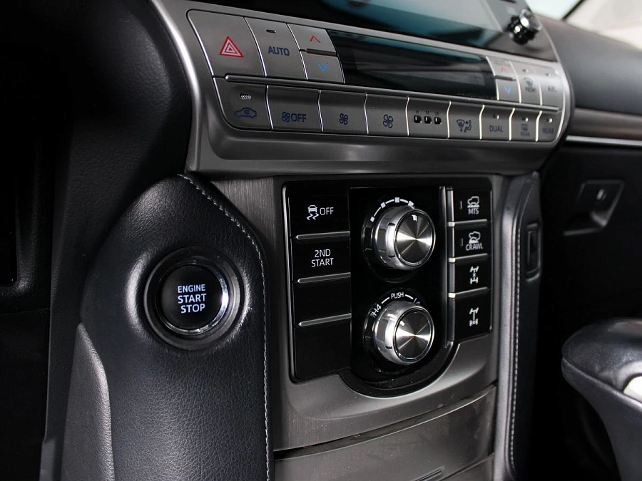 Toyota Land Cruiser Prado, 2021г., полный привод, автомат