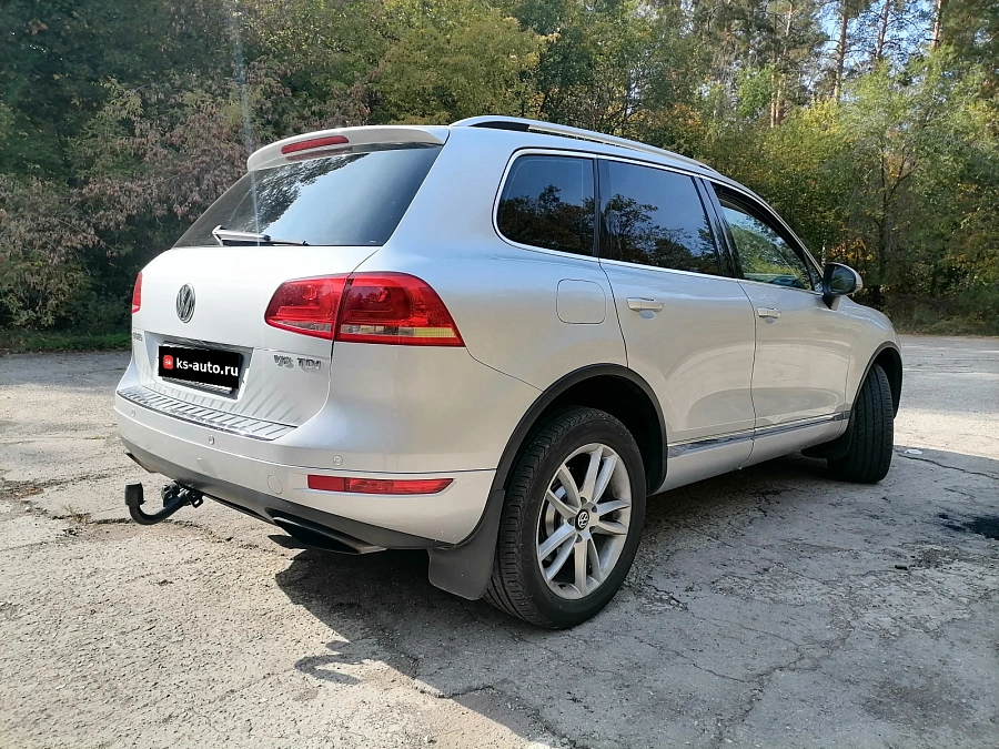 Volkswagen Touareg, 2011г., полный привод, автомат