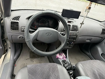 Hyundai Accent, 2008г., передний привод, механика
