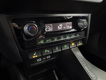 Skoda Rapid, 2021г, передний привод, робот