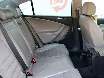 Volkswagen Passat, 2005г, передний привод, автомат