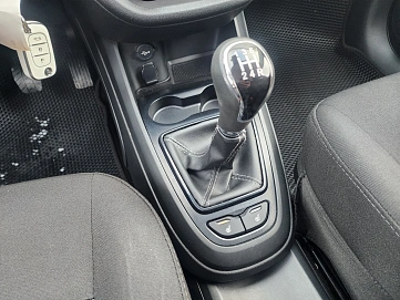 Lada (ВАЗ) Vesta, 2018г, передний привод, механика