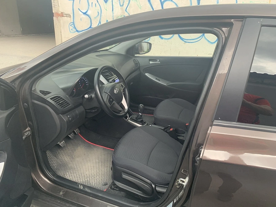 Hyundai Solaris, 2016г., передний привод, механика