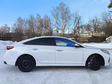 Hyundai Sonata, 2017г, передний привод, автомат