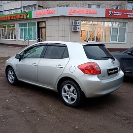 Toyota Auris, 2009г, передний привод, механика
