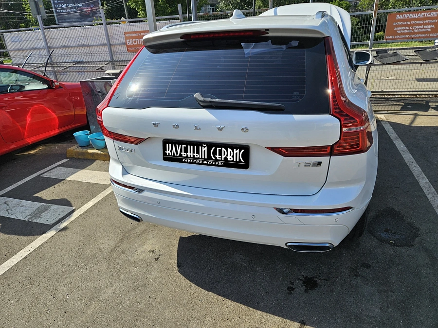Volvo XC60, 2019г., полный привод, автомат
