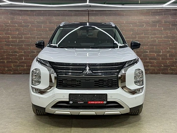 Mitsubishi Outlander, 2023г, полный привод, вариатор