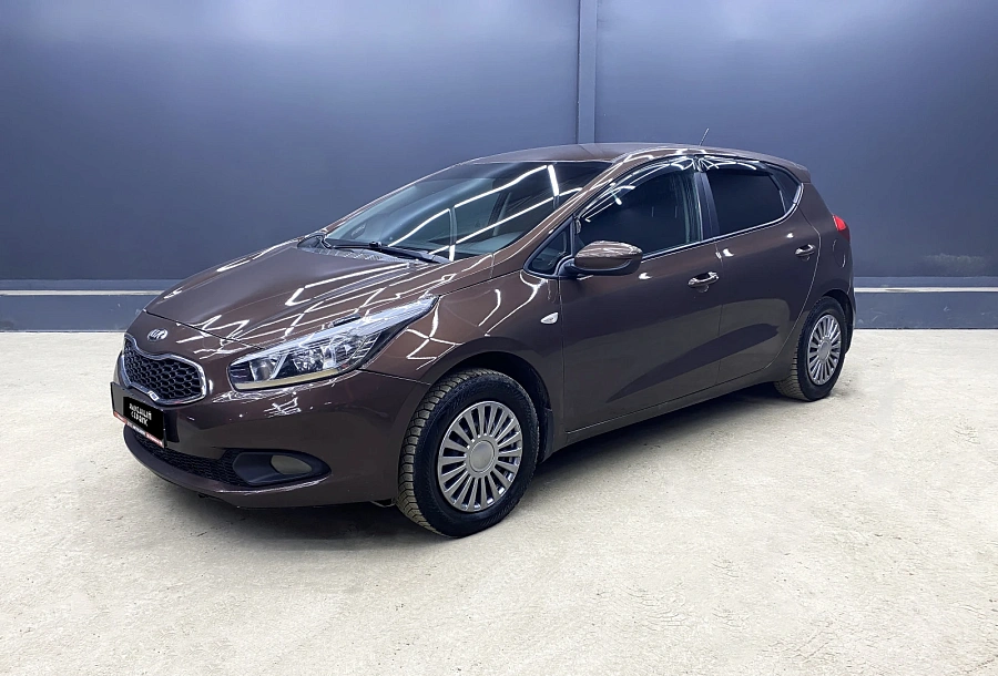 Kia Ceed, 2012г., передний привод, механика