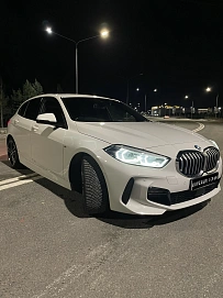 BMW 1 серии, 2020г, передний привод, робот