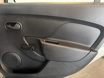 Renault Sandero, 2015г, передний привод, автомат