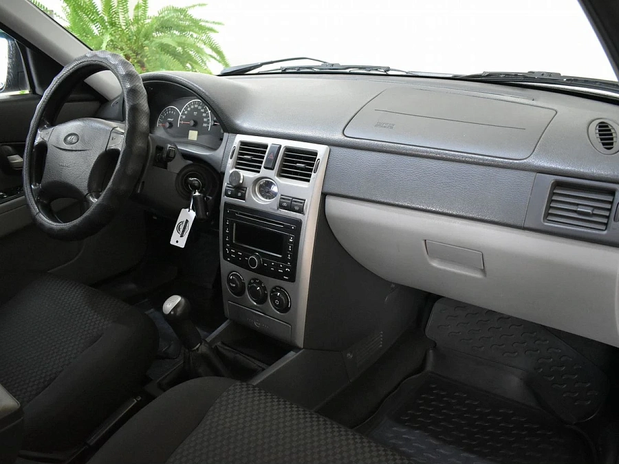 Lada (ВАЗ) Priora, 2012г., передний привод, механика