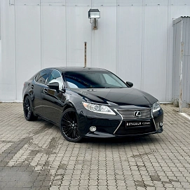 Lexus ES, 2015г, передний привод, автомат