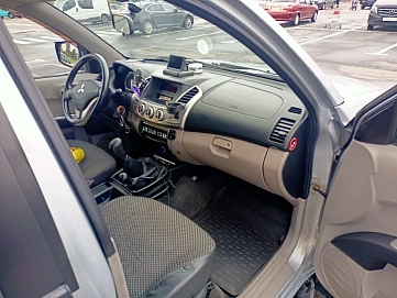 Mitsubishi L200, 2013г, полный привод, механика