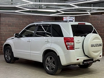 Suzuki Grand Vitara, 2011г, полный привод, автомат